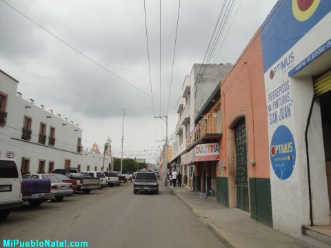 Cerca de la Plaza de Huanimar